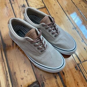 Men’s Light Tan Sperry Top Siders Size 8